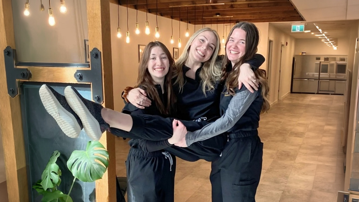 La Vie Academy Students